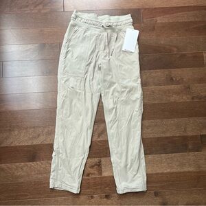 NWT Lululemon Dance Studio Mid Rise Cropped Pant